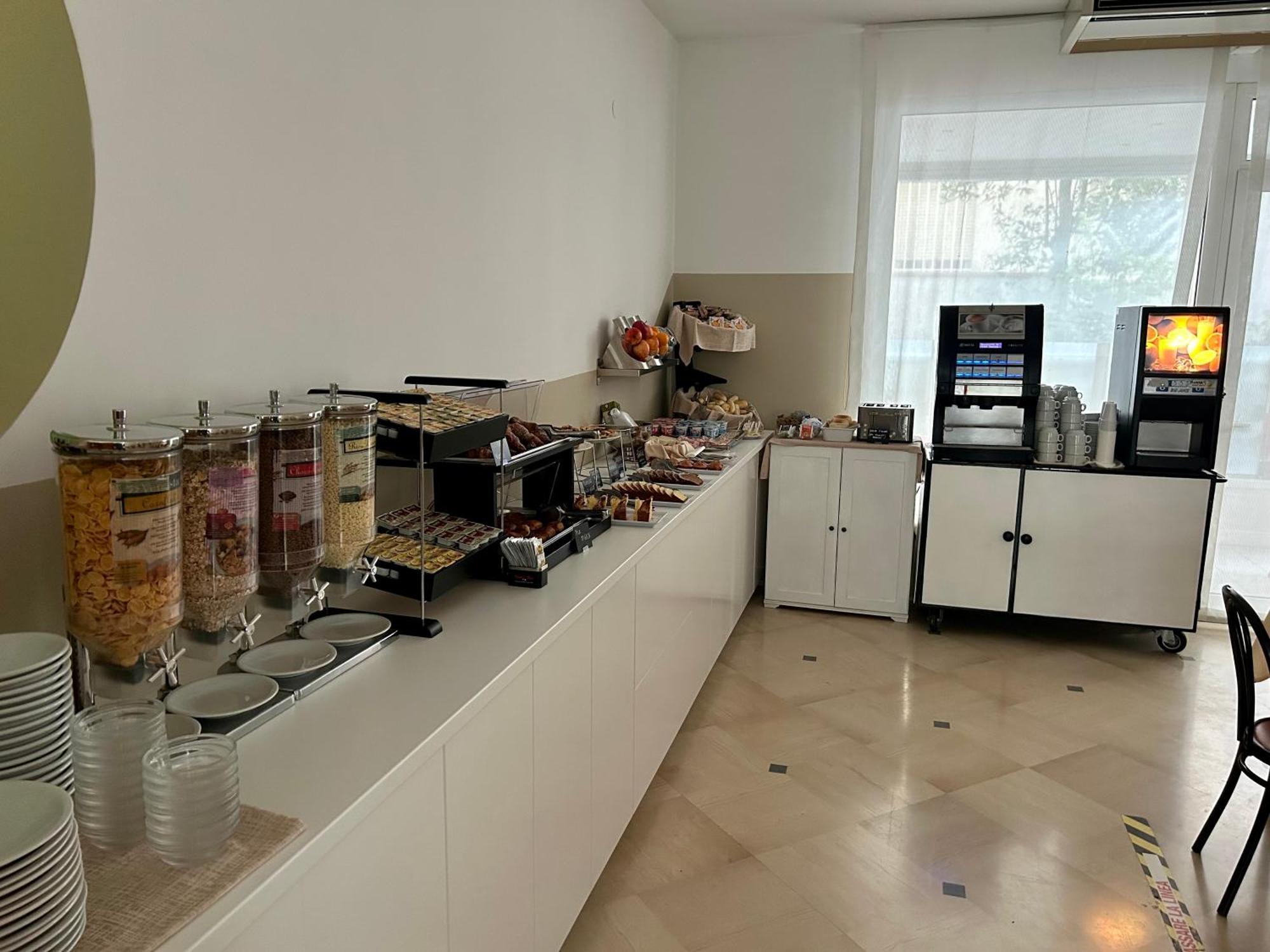 Hotel Massimo Riccione Dış mekan fotoğraf
