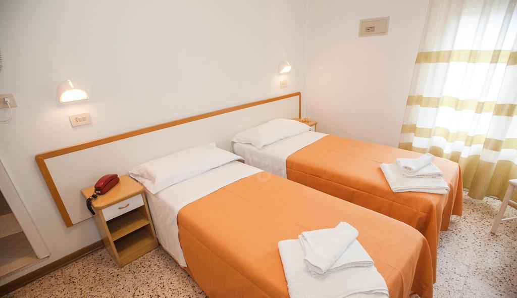 Hotel Massimo Riccione Dış mekan fotoğraf