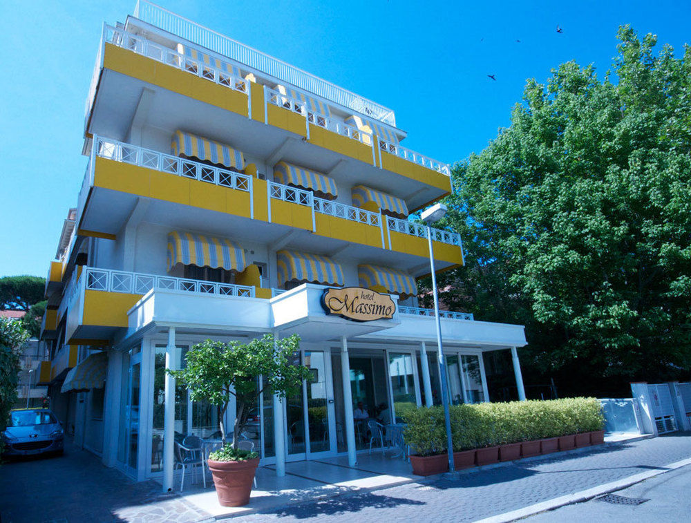 Hotel Massimo Riccione Dış mekan fotoğraf