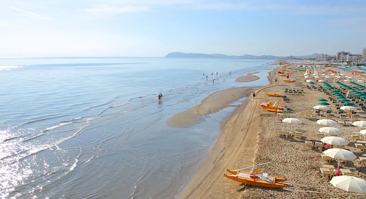 Hotel Massimo Riccione Dış mekan fotoğraf